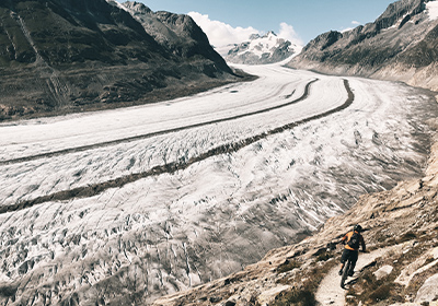 MTB und E-Bike auf dem Aletschgletscher mit einem Swiss Cycling Guide