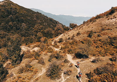 Mountainbike im Iran mit Führer