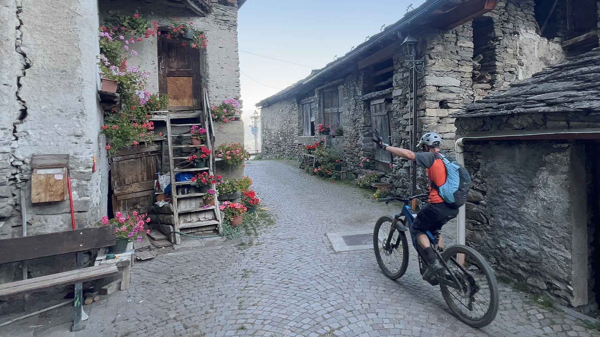 EMTB-Reise im Aostatal mit einem MTB-Guide