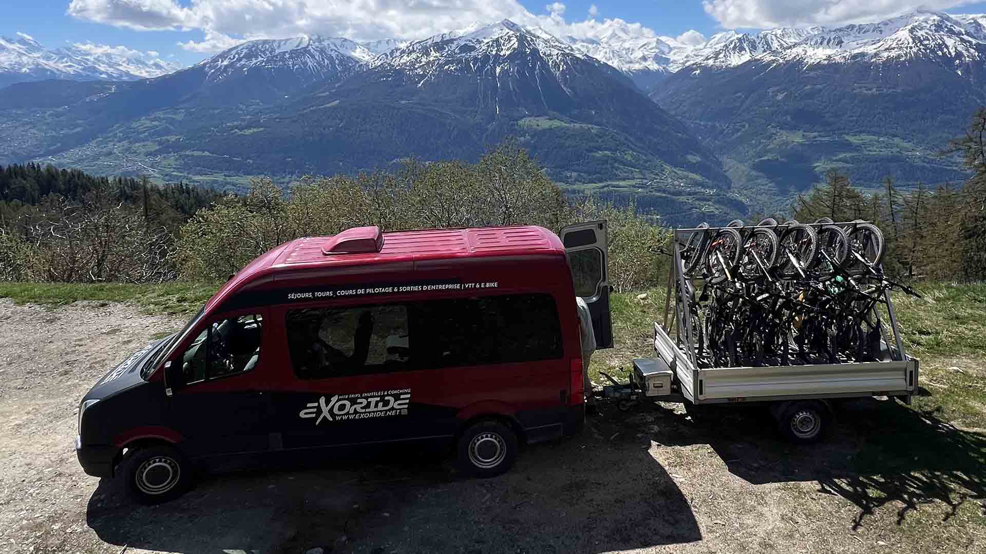 Exoride shuttles, the best way to ride in Valais