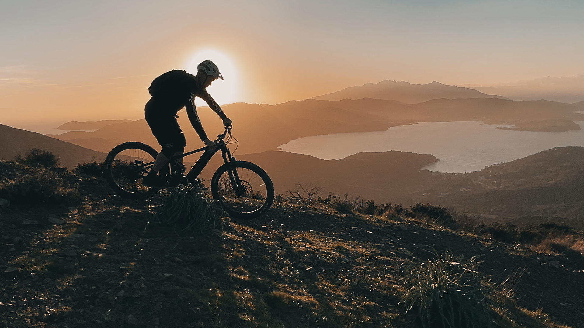 E-Bike-Camp'n'Ride-Reise in der Toskana: 245 km Trails, von Carrara bis zur Insel Elba