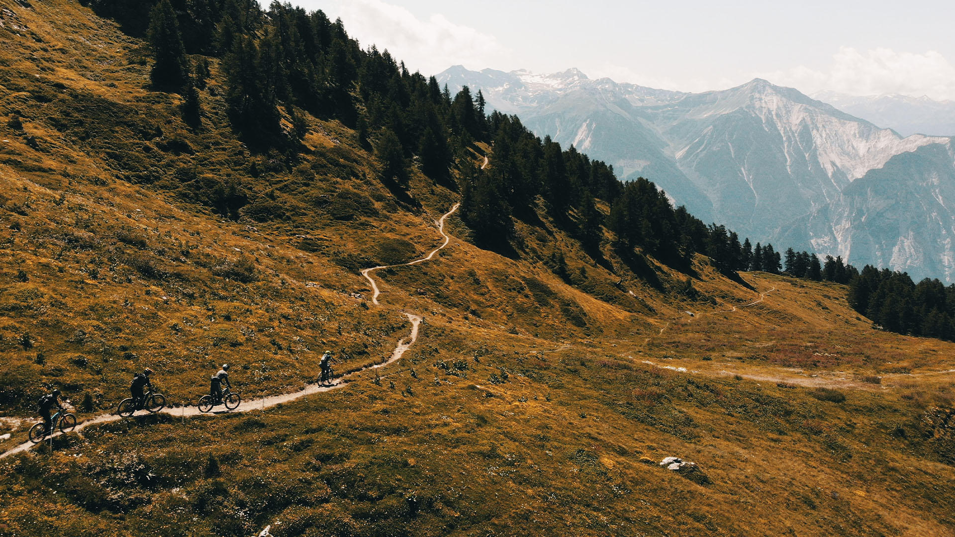 Navettes enduro en Valais