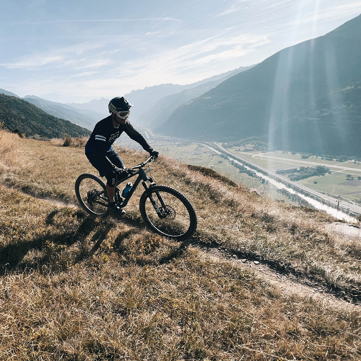 2401-shuttles-vtt-enduro-haut-valais-04