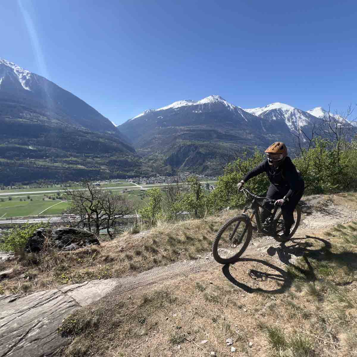 2512-navettes-vtt-endurohaut-valais-gampel