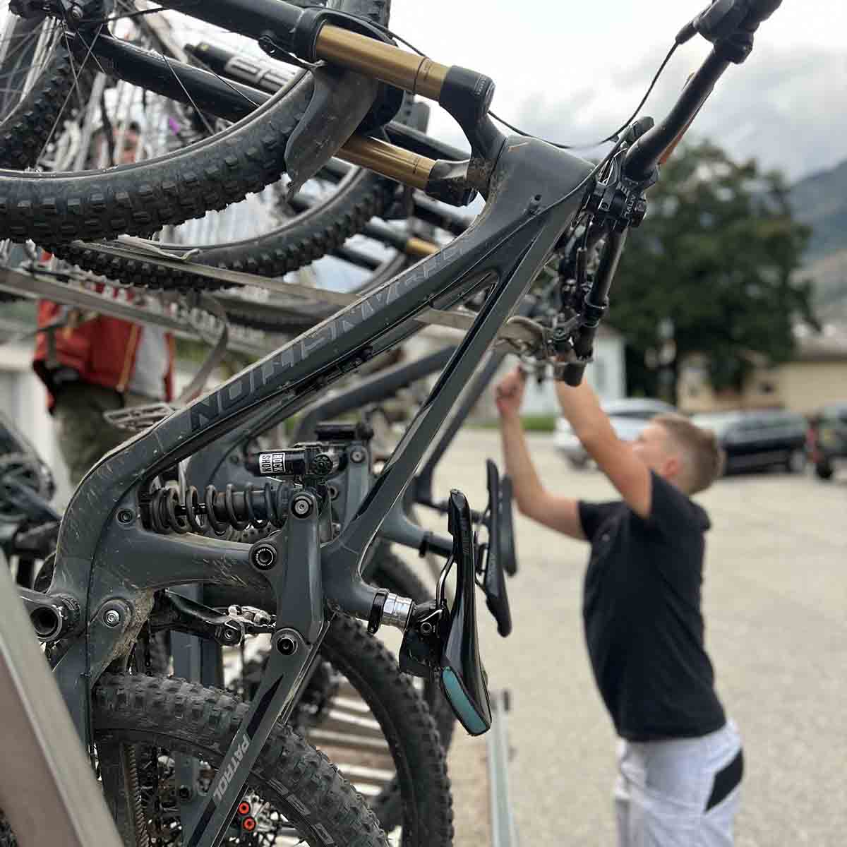 2512-bike-shuttles-switzerland