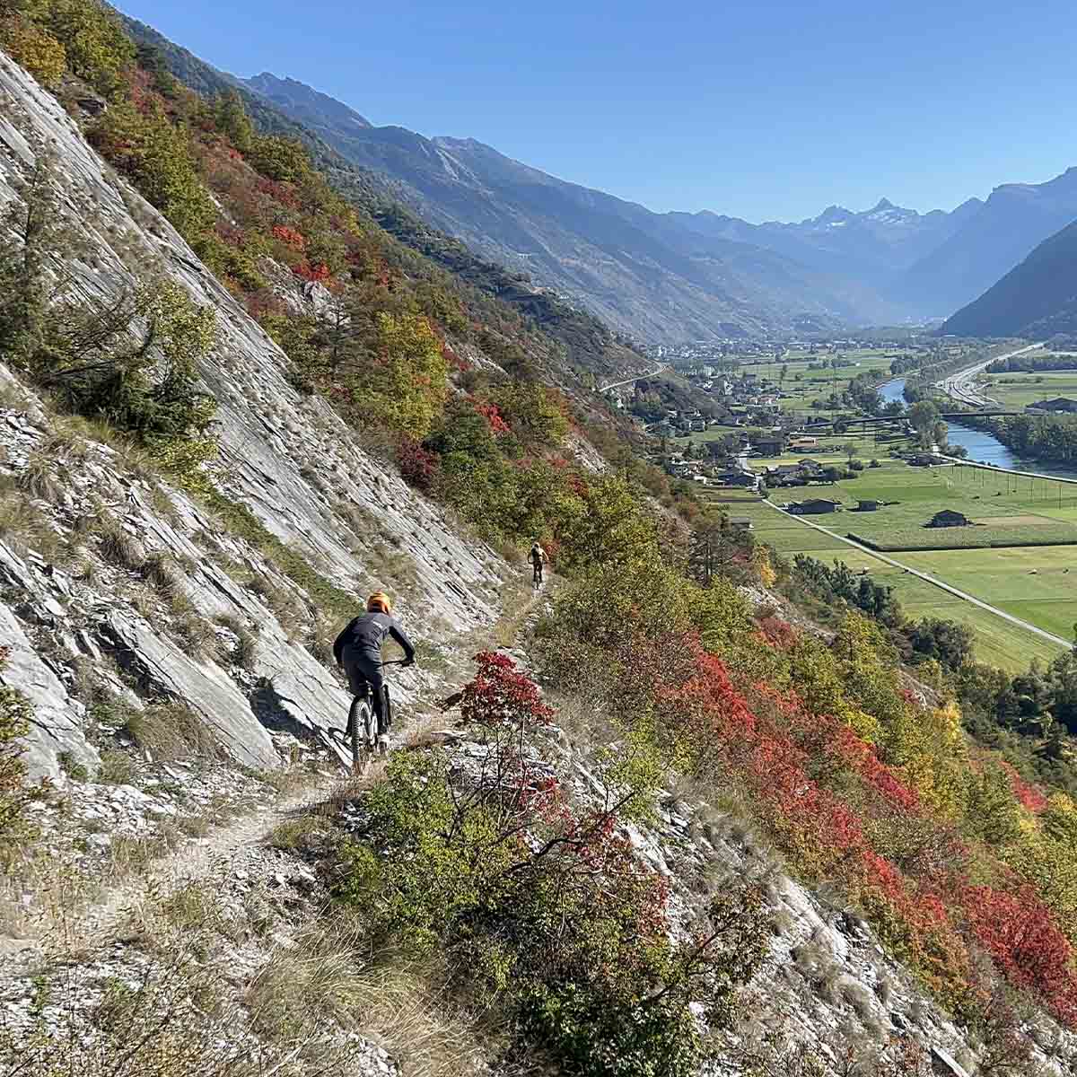 2512-enduro-bike-trail-taxi-valais