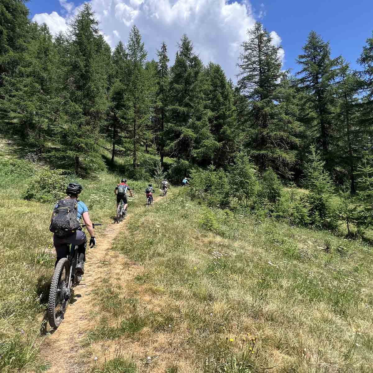 2606-ebike-guided-trip-aosta-valley