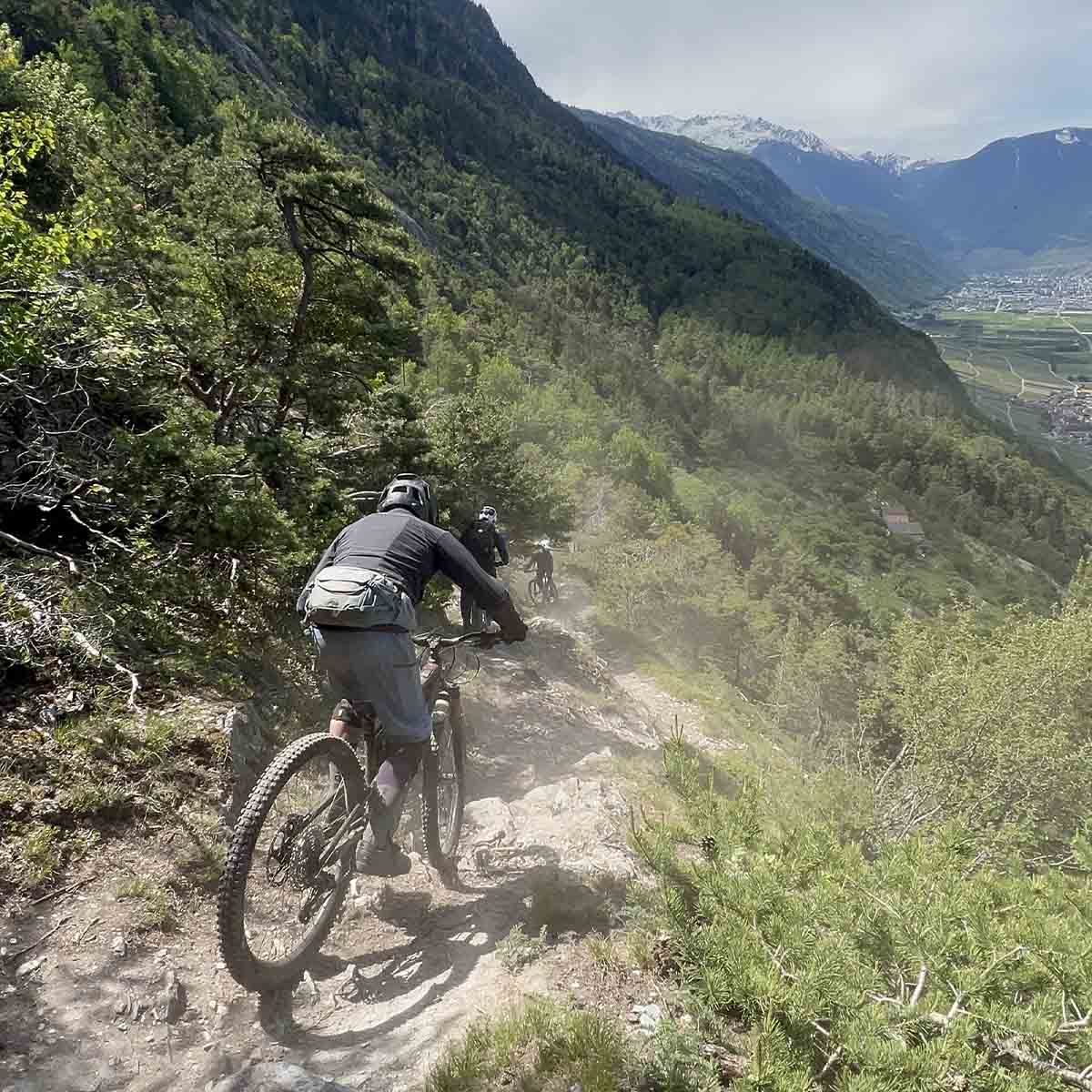 navette-vtt-enduro-bas-valais