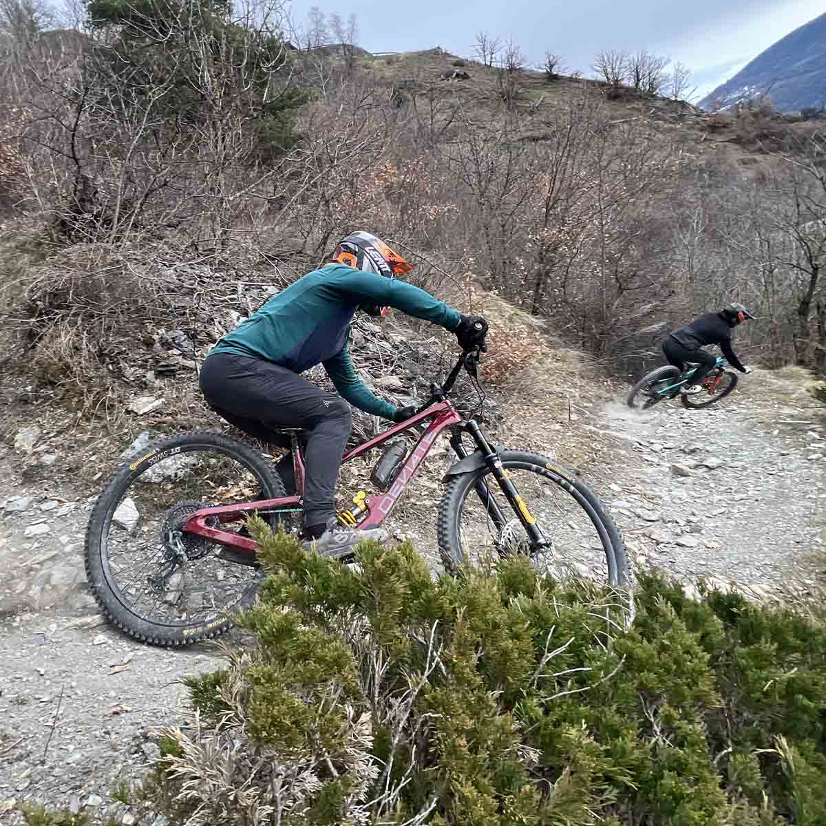 shuttles-vtt-enduro-suisse-39