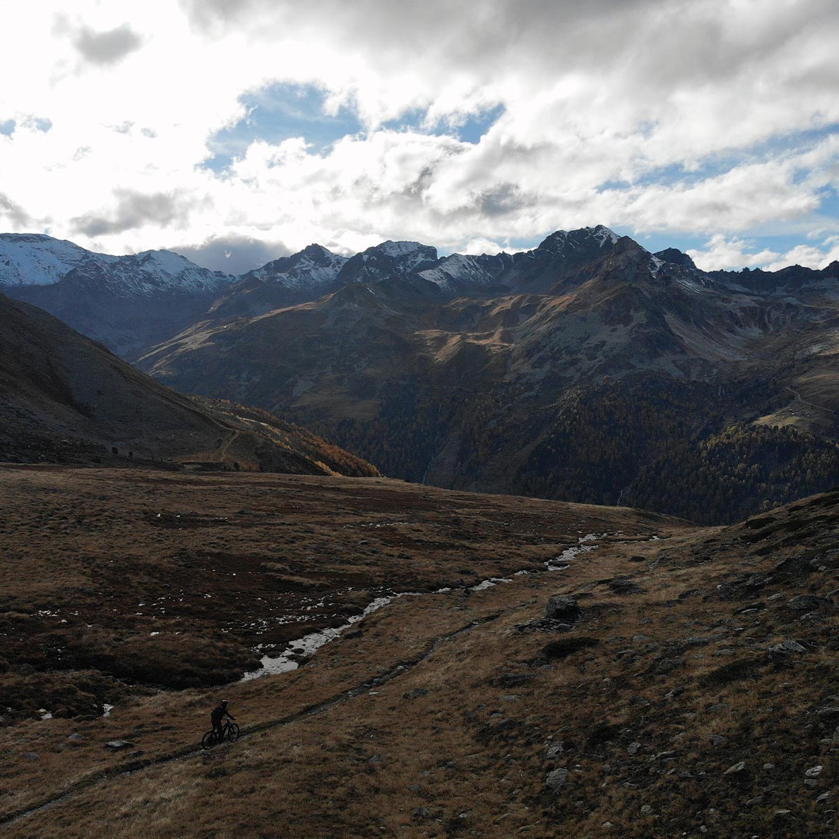 2508-ebike-parcours-valais-aoste