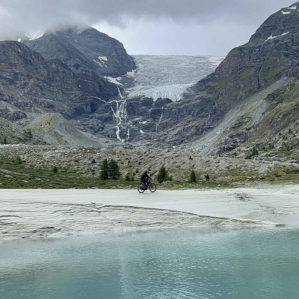 2512-sejours-ebike-en-valais-avec-guide-certifie