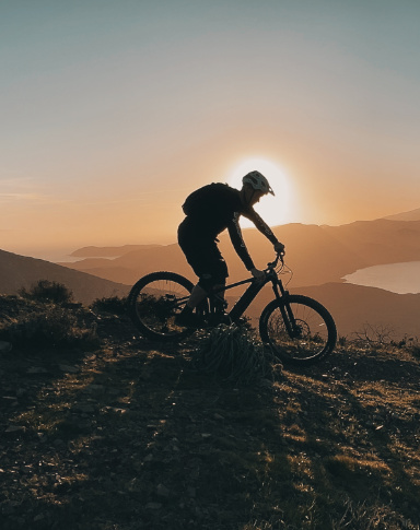 Séjours VTT & E-Bike organisés. Suisse, Maroc, Géorgie, Italie & Iran