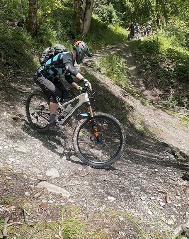 MTB coaching with a professional instructor in Switzerland