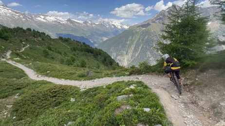 Navettes enduro en Haut-Valais